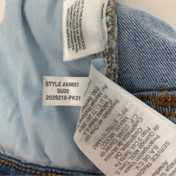 Madewell Roadtripper Crop Jeans Iberia Wash Size 26 Tall - Picture 11 of 13